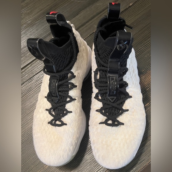 LeBron 15 - Picture 5 of 5